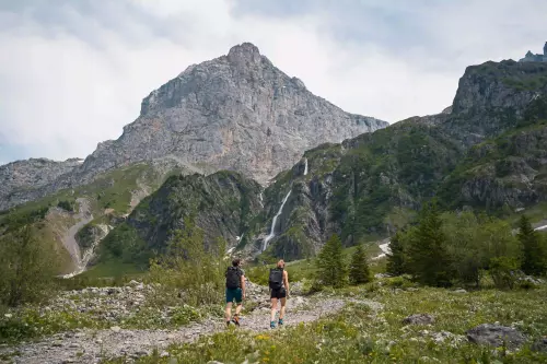 Cyclone-S-GTX-2-kletterszene.webp