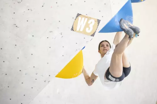 IFSC-Brixen-Climbing-World-Cup-2023.webp